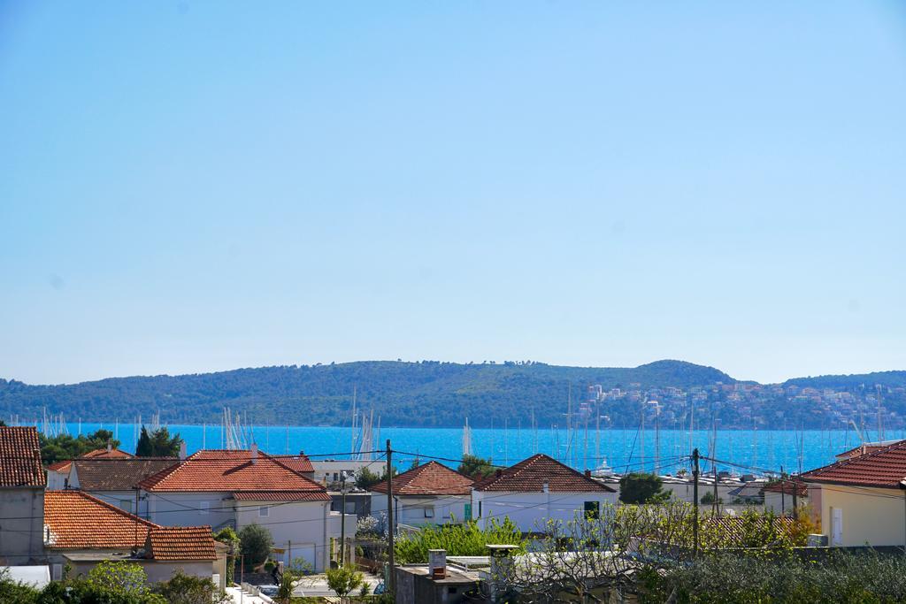 Отель House Mariposa Трогир Экстерьер фото