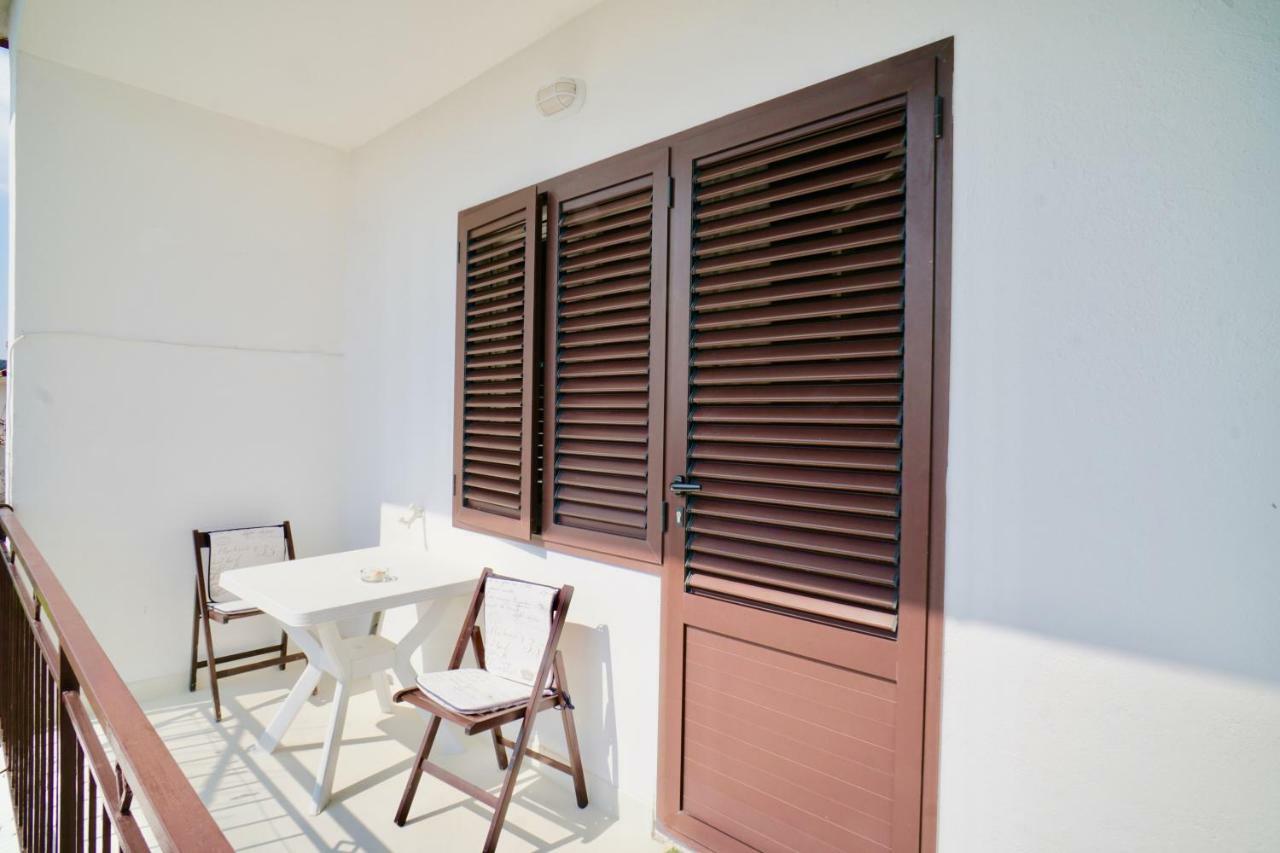 Отель House Mariposa Трогир Экстерьер фото