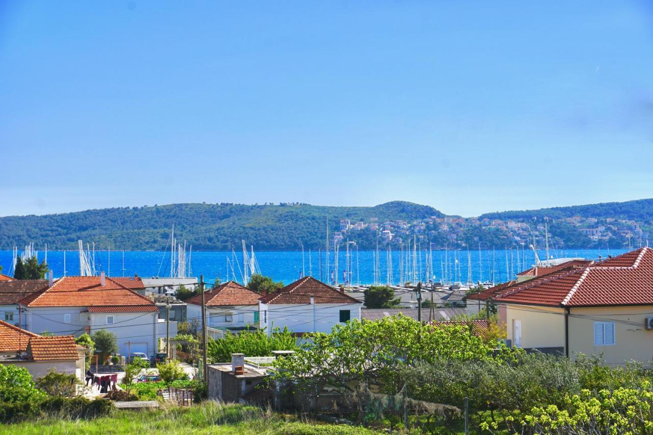 Отель House Mariposa Трогир Экстерьер фото
